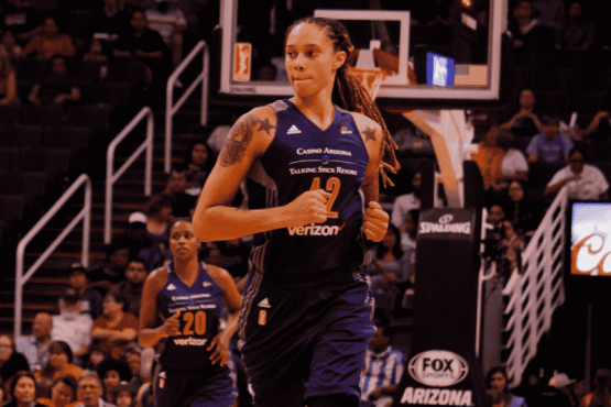 Top 10 Tallest Female Basketball Players