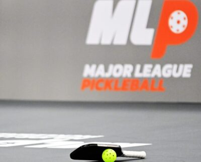 Dc Pickleball Suma A Aarp Como Patrocinador Y Se Une A La Marca De Café Barstool