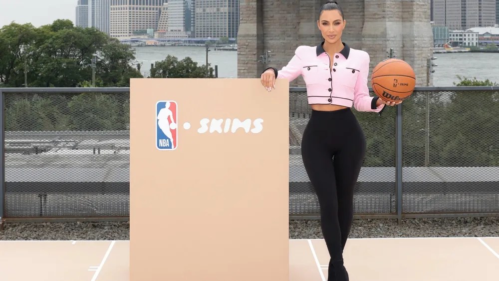 Kim Kardashian Skims ha sido nombrada socia oficial de ropa interior de la NBA