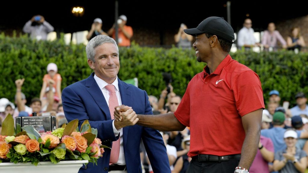 PGA Tour incorpora a Tiger Woods a su junta directiva en la reestructuración posterior al PIF