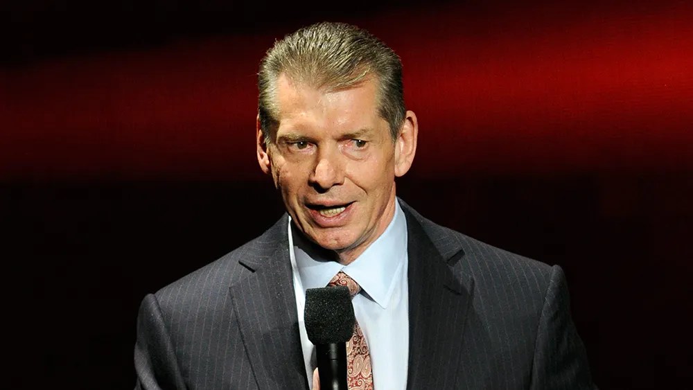 Vince McMahon ha sido acusado de abuso sexual y trata de personas