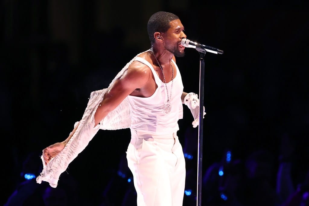 El espectáculo de medio tiempo de Usher está repleto de invitados, grandes triunfadores y patinadores