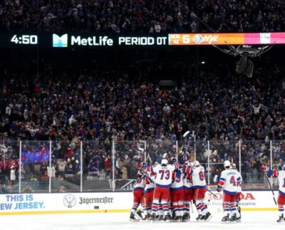 Fin de semana al aire libre en el estadio MetLife con victorias en tiempo extra de los Rangers