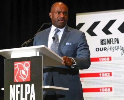 Smith, Ex Director Ejecutivo De La Nflpa, Donó 8 Millones De Dólares En 2023 A Medida Que Crecían Los Activos Del Sindicato.