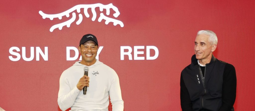 «Tiger Woods, TaylorMade lanza la marca Sun Day Red».
