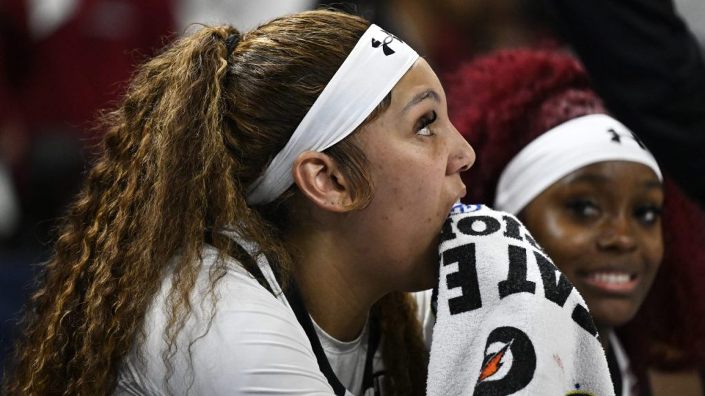 Las mujeres de LSU y Carolina del Sur se enfrentan en el juego de campeonato de la SEC