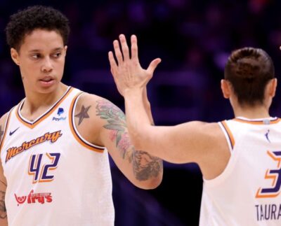 Acuerdo de patrocinio del parche de camiseta líder de la WNBA con Phoenix Mercury Color