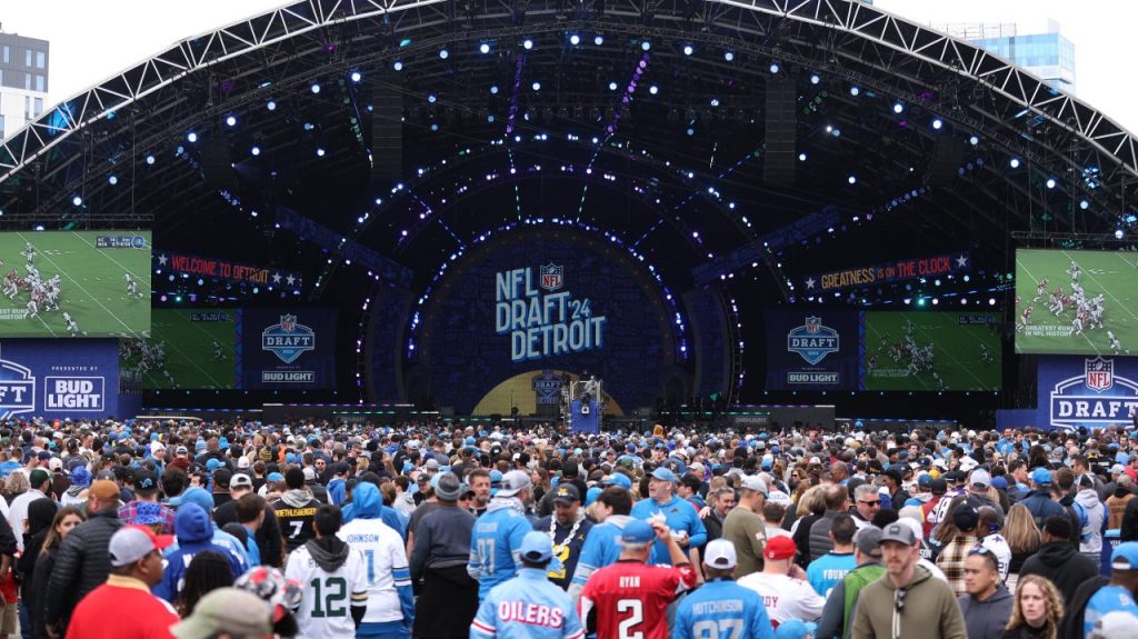 Detroit establece récord de asistencia al Draft de la NFL en el evento de 2024.