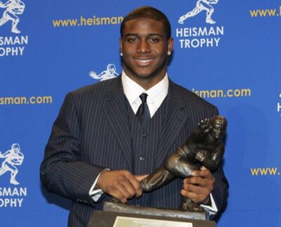 El Trofeo Heisman 2005 De Reggie Bush Vuelve A Él