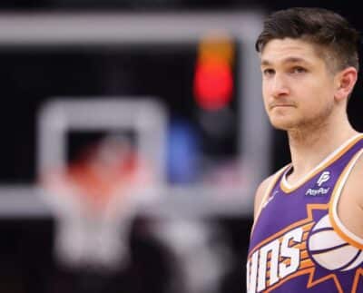 El Guardia De Los Phoenix Suns, Grayson Allen, Se Ha Unido A La Junta De Certificación Senior.