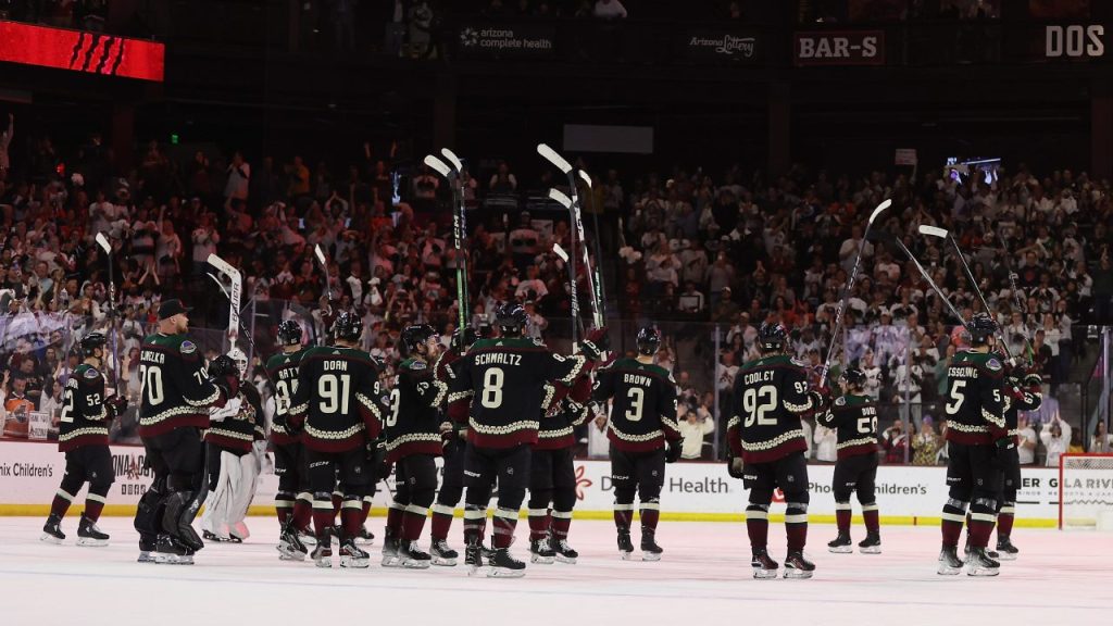 Shane Doan, los fanáticos del hockey de Phoenix se despiden de los Coyotes