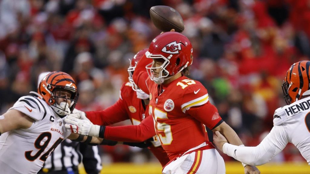 Mahomes, Allen y Burroughs gastarán miles de millones en publicidad para 2024.