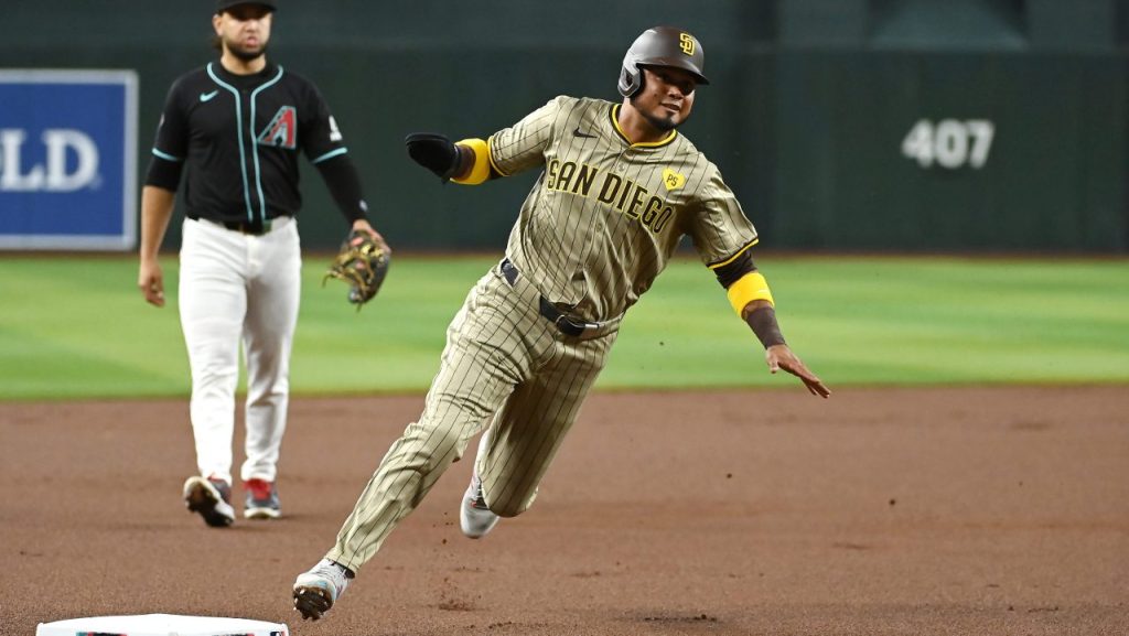 Padres próxima misión a Luis Arrarez para la Serie Mundial