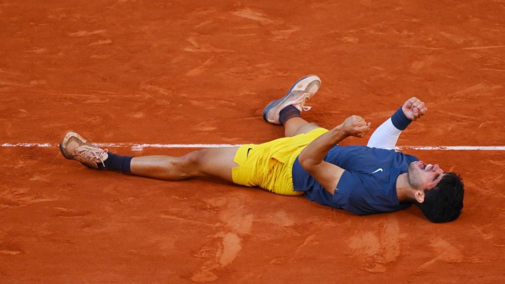 Alcaraz ganó su primer Abierto de Francia con 2,6 millones de dólares en premios