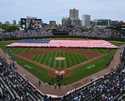 Los Cachorros Demandan Al Propietario Del Techo Wrigley View Por La Venta De Asientos