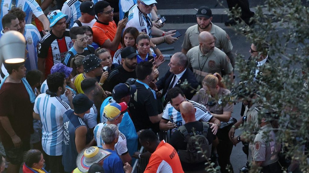 El caos en la venta de entradas para la final de la Copa América ha provocado varias demandas