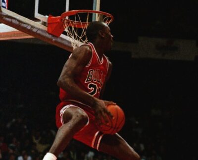 Chicago No Puede Superar El Espectáculo De Luces Láser De Michael Jordan.