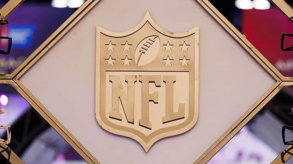 Las reglas de capital privado de la NFL requieren que la liga fuerce una venta y comparta