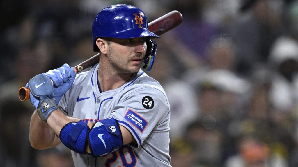 Pete Alonso, el actual Mr. Met, espera su destino como agente libre.