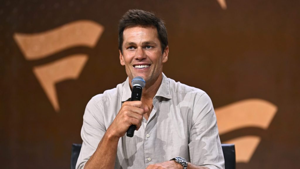 Tom Brady está listo nuevamente para el ‘banco caliente’ en el puesto de analista de Fox