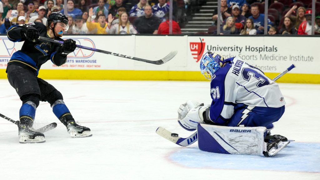 Los equipos de hockey se enfrentan a la música por infracción de derechos de autor