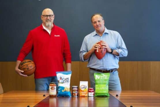 Hbse Y Campbell Firman Acuerdo De Marketing Para Chiefs, Devils Y 76Ers