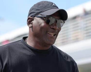 Michael Jordan Sostiene Que Nascar No Tiene A La Nba En Un Expediente Judicial Reciente.