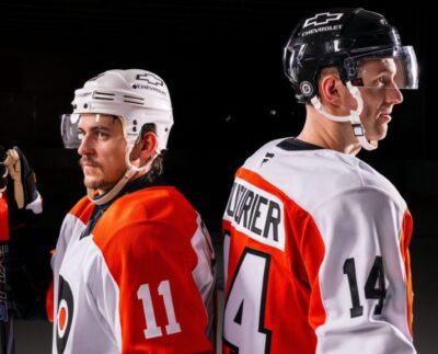 Los Philadelphia Flyers Firmaron A Chevy Como Patrocinador De Cascos