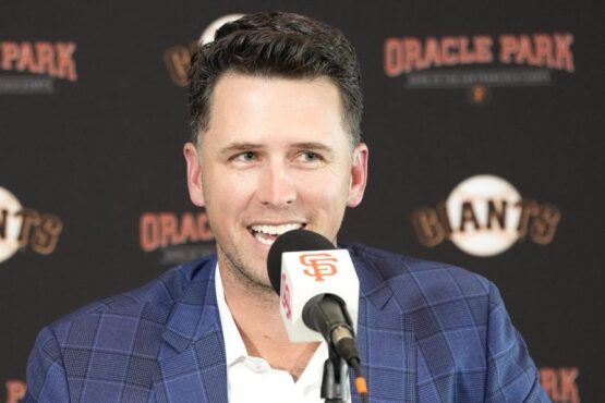 Buster Posey apoyó a los Giants como presidente del club