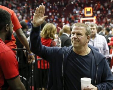 Cohete a Roma: Trump nombra a la estrella de la NBA Fertitta embajadora en Italia