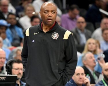 Leonard Hamilton de FSU demandado por prospectos impagos de Neal