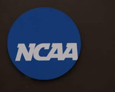 Los abogados de los demandantes de la NCAA piden casi 500 millones de dólares