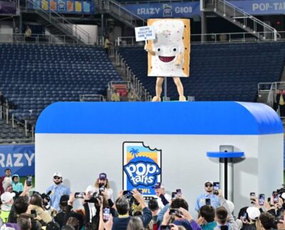 Los derechos del Pop-Tarts Bowl estaban asegurados antes del éxito del marketing viral.