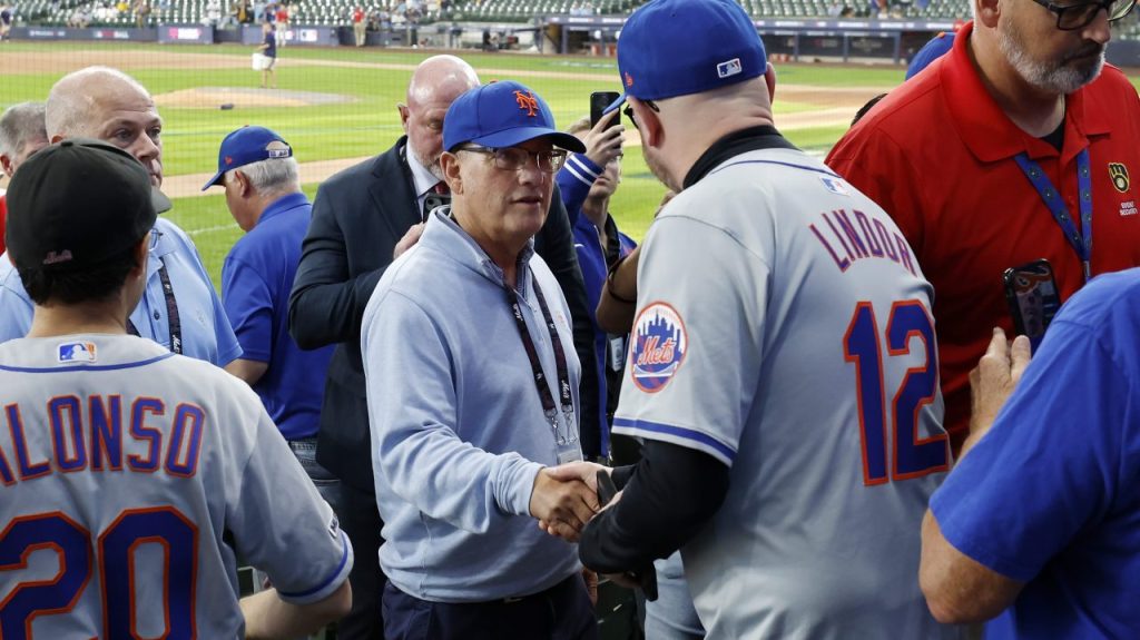 Steve Cohen de los Mets cambia clubes de Brooklyn y Syracuse en acuerdo con Soto