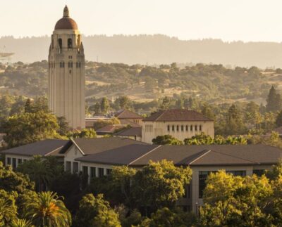 Los atletas de Stanford y Temple presentan objeciones a la vivienda