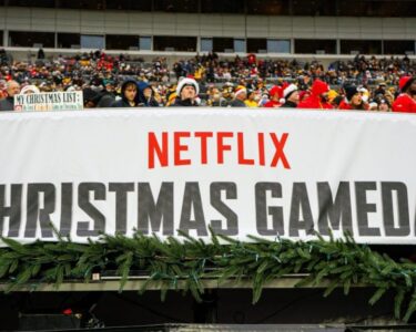 Netflix alcanza las expectativas de ingresos como la NFL y Paul-Tyson impulsa los suscriptores