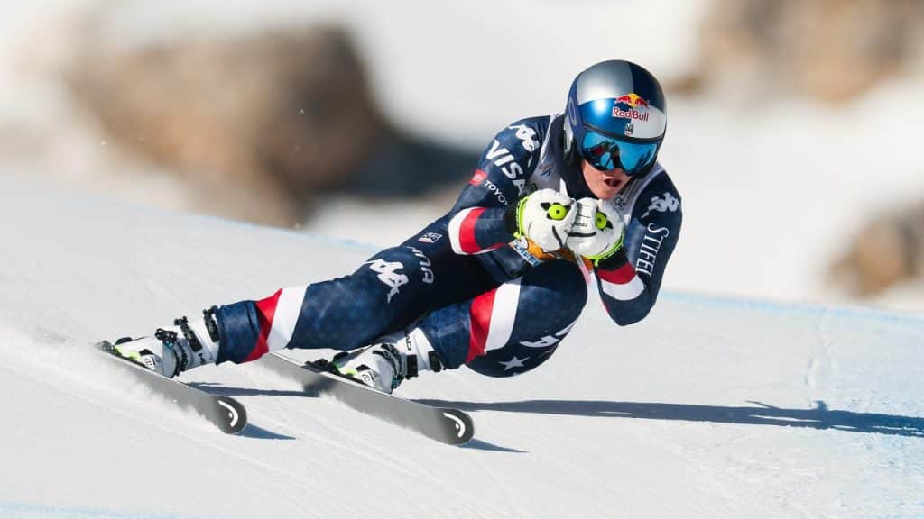 Uniéndose a los multimillonarios en Davos: Lindsey Vonn y Picabo Street